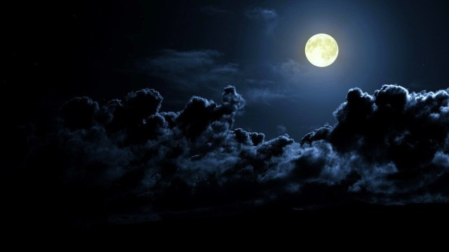 Quality-Designs-of-Moon-Wallpaper-Free